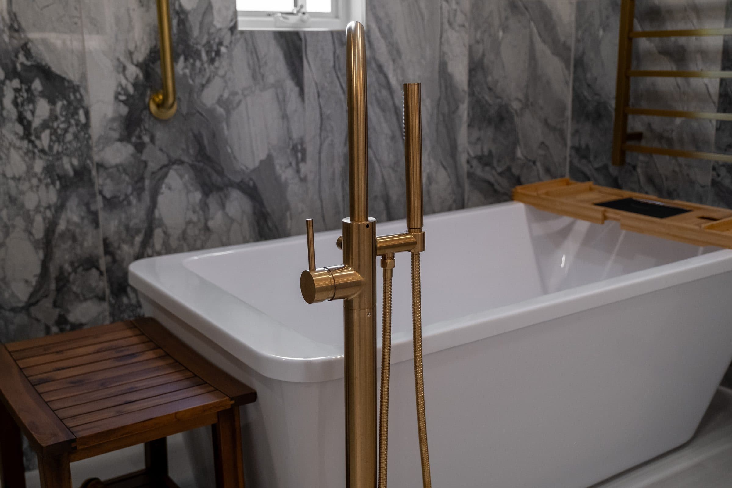 Tub area alternate view
